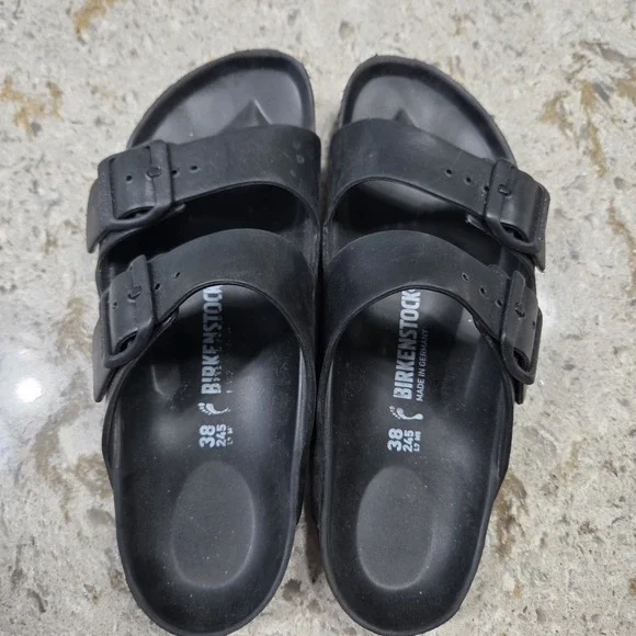 Woman's Birkenstock Arizona Black EVA Slip-on Sandals with Buckle Size 38 - Picture 2 of 12